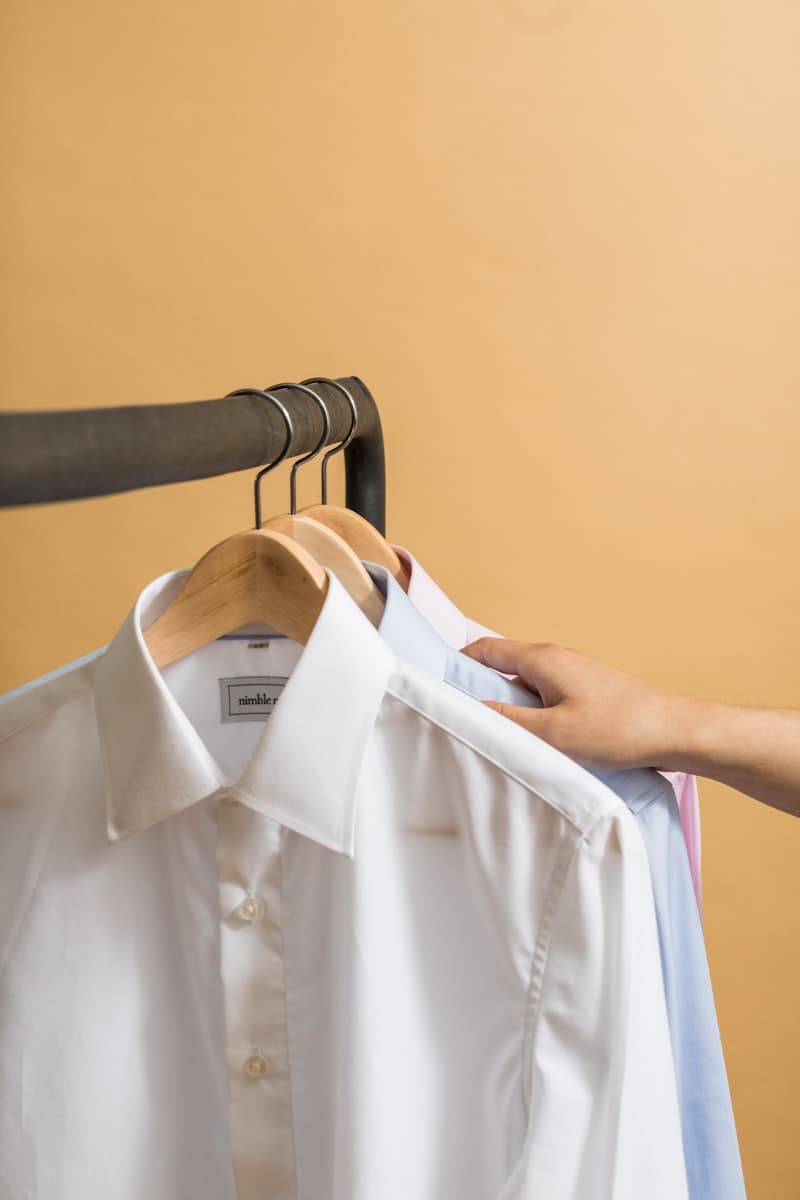 Men's Shirts at EKKVASTRA
