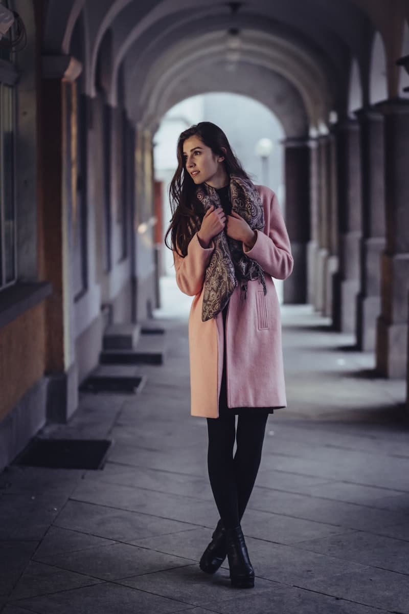Women's Tops at EKKVASTRA